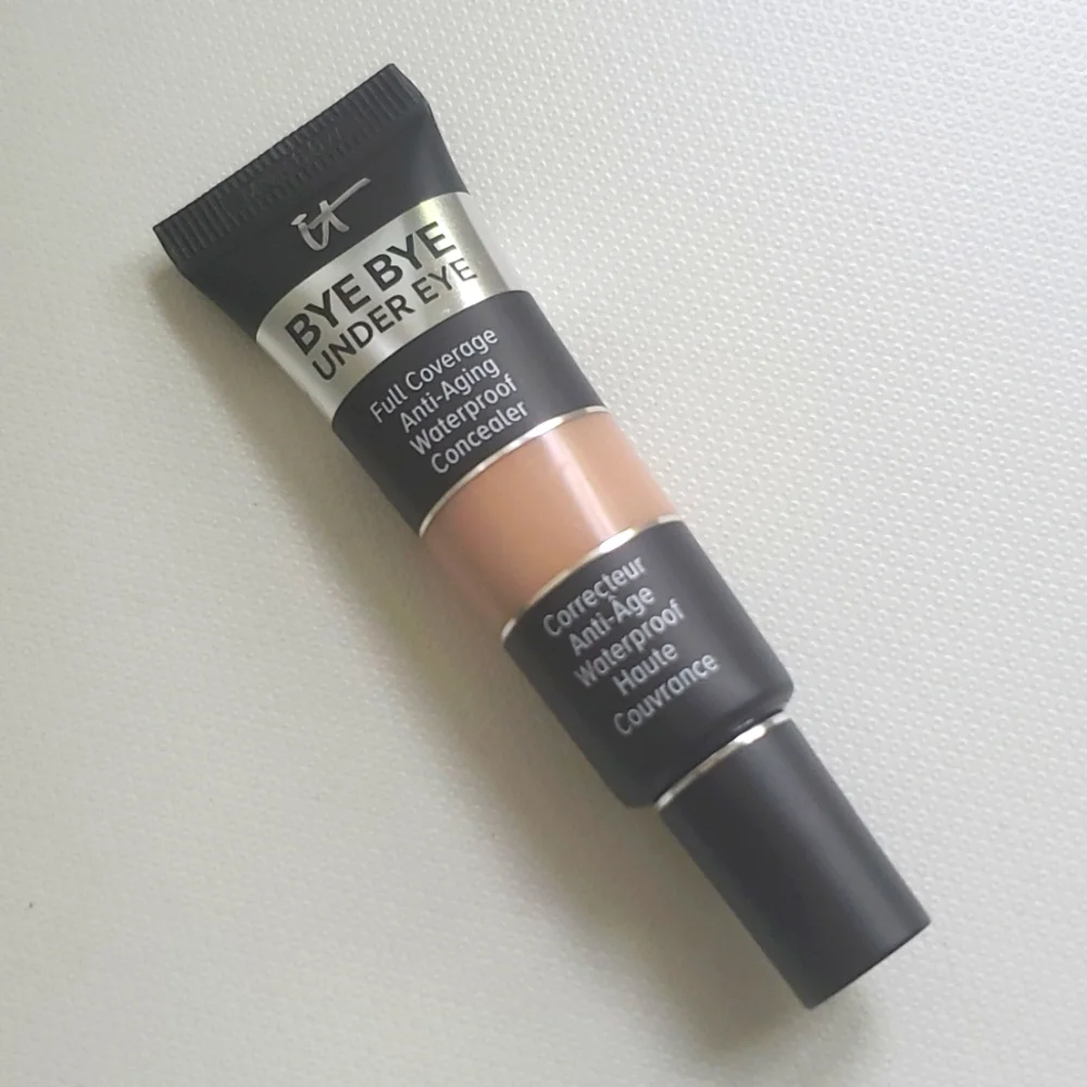 NEW It Cosmetics Bye Bye Under Eye Full Coverage Concealer 24.5 Medium Buff